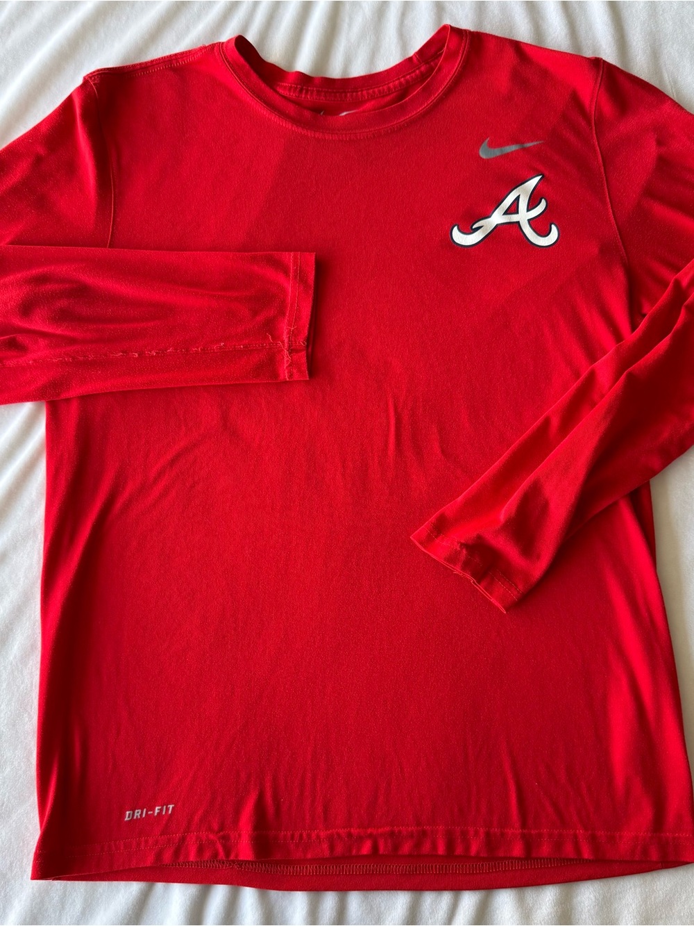 Nike Red Atlanta Braves Long Sleeve Dri-FIT Tee